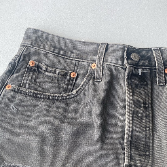 Levi’s distressed high rise 501 jean cotton denim short cutoff size 30 - Picture 6 of 17